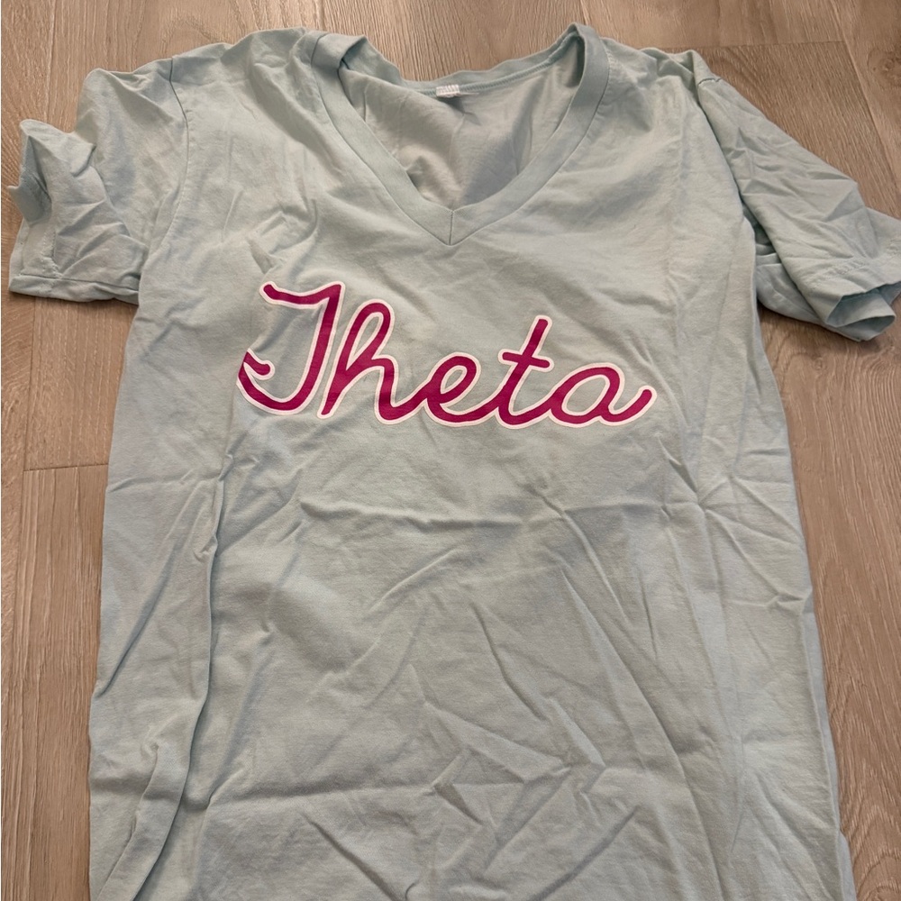 Kappa Alpha Theta v-neck Soft Mint Tee